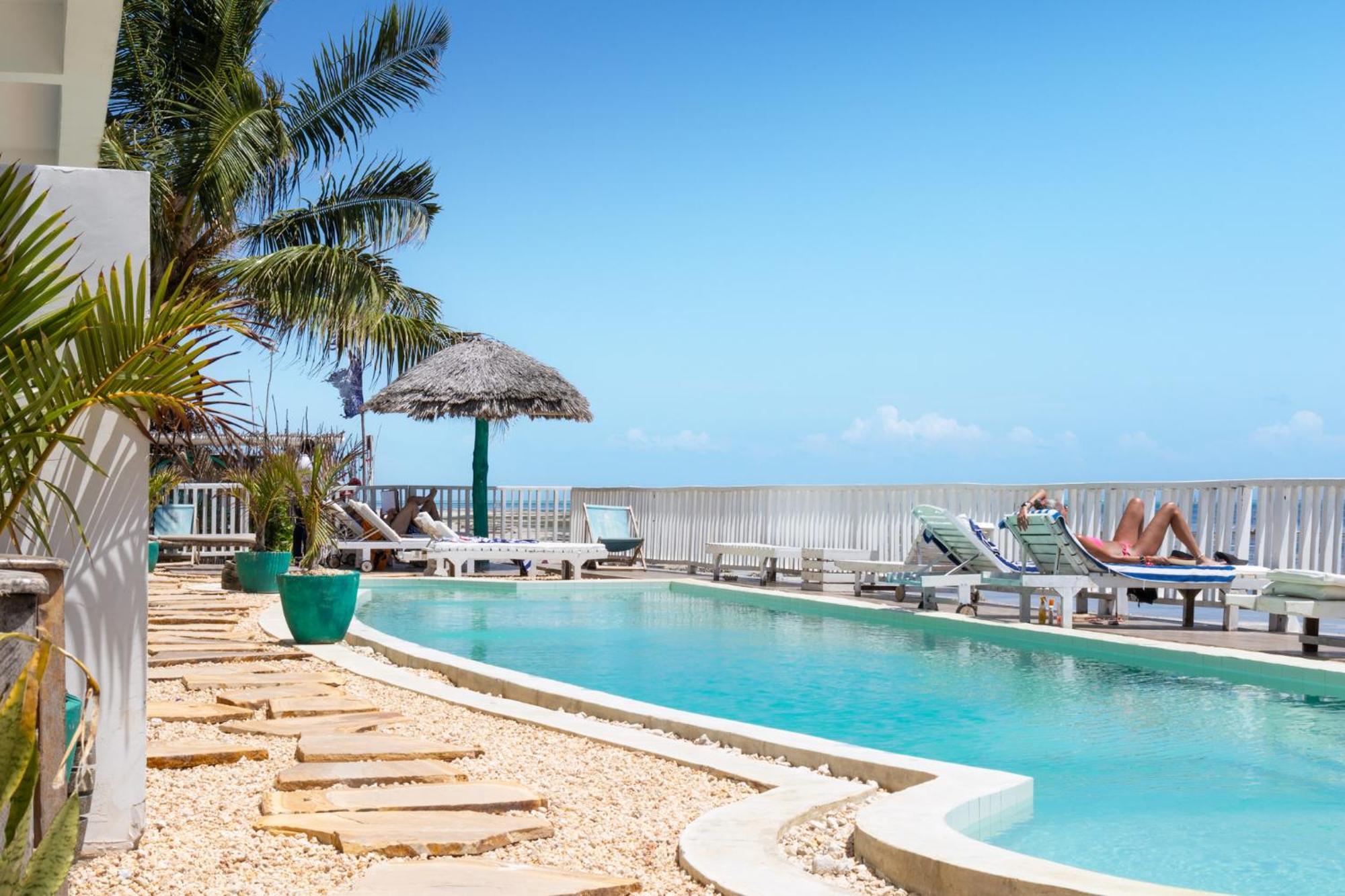 Pili Pili Tropical Beach ジャンビアニ エクステリア 写真